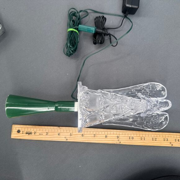 Sylvania Crystal Angel Color Changing LED Tree Top Light 8" Christmas Angelcore - Picture 11 of 17